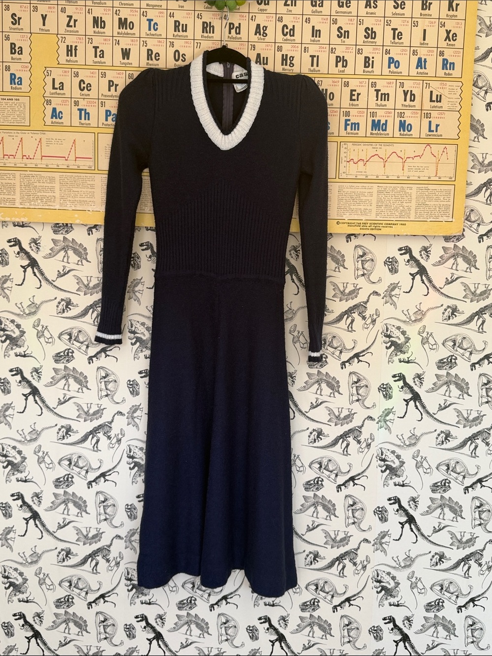 Vintage Casi Lou Rose Navy and White Women’s Knit Dress